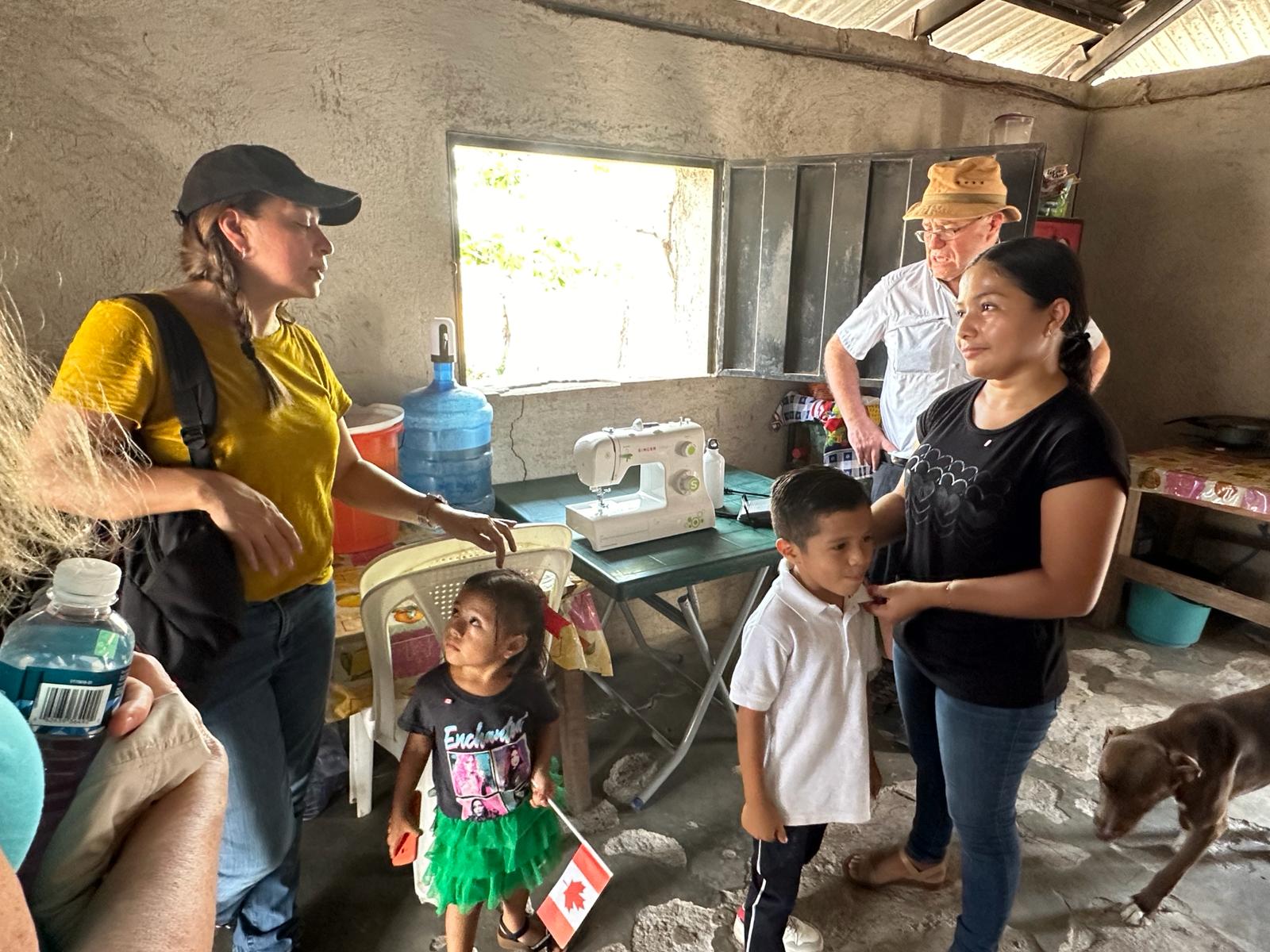 Comunidad beneficiada por PAAT